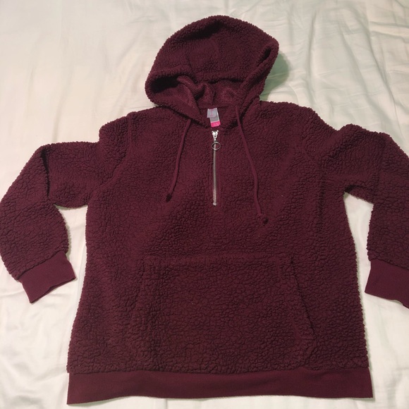 ‼️MAROON QUARTER ZIP TEDDY HOODIE - Picture 6 of 8